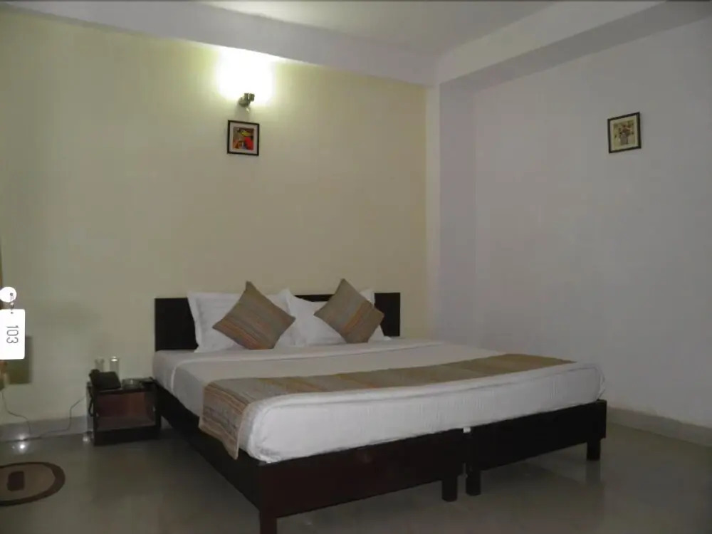 Hotel Runway