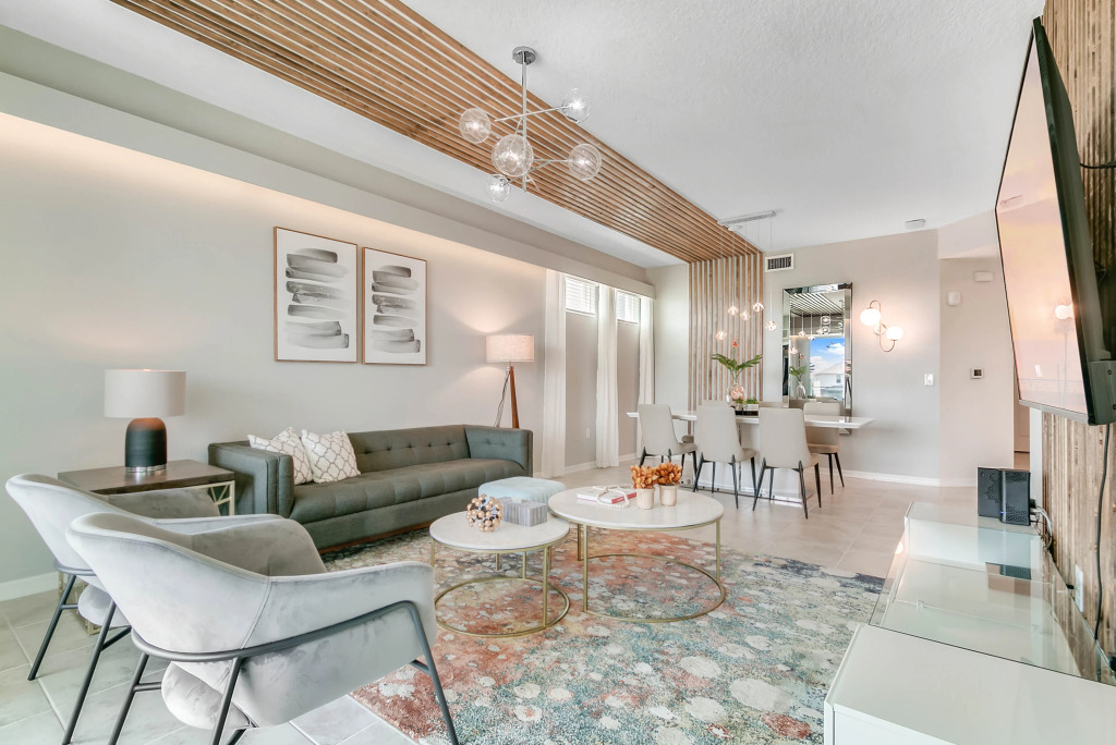 3 Bedrooms / 3 Bathrooms / Storey Lake (3141-208 PC), Kissimmee, US