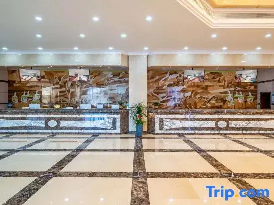 Jingdezhen Grand Hotel (Tao Yang Alley Scenic Area Taoxichuan Pedestrian Street)