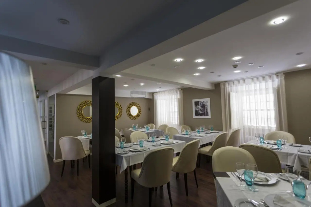 Josefa D`Obidos Hotel