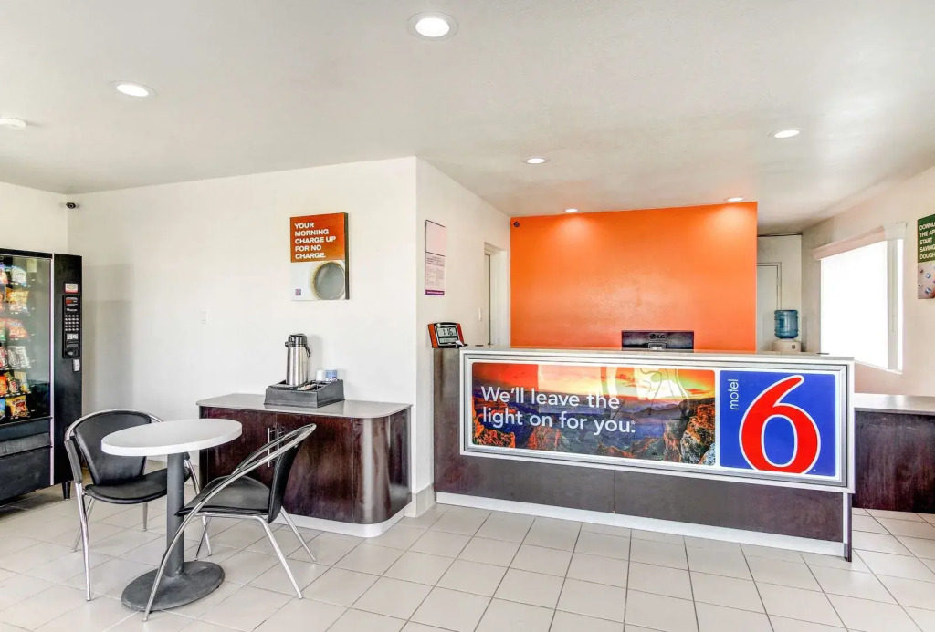 Motel 6 Waco - Lacy Lakeview