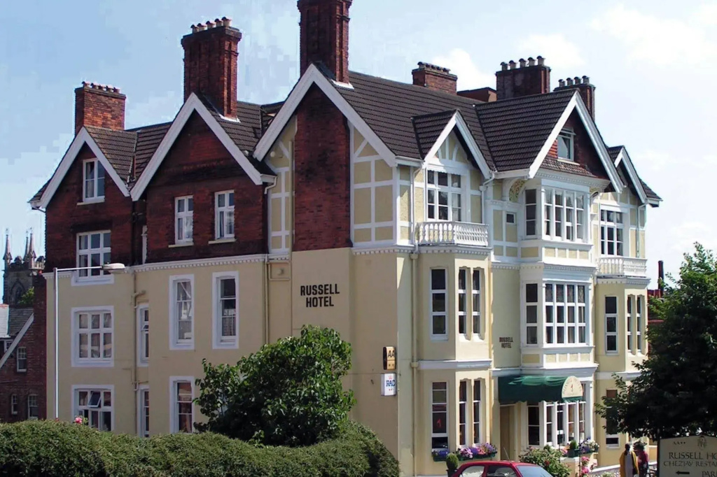 Russell Hotel
