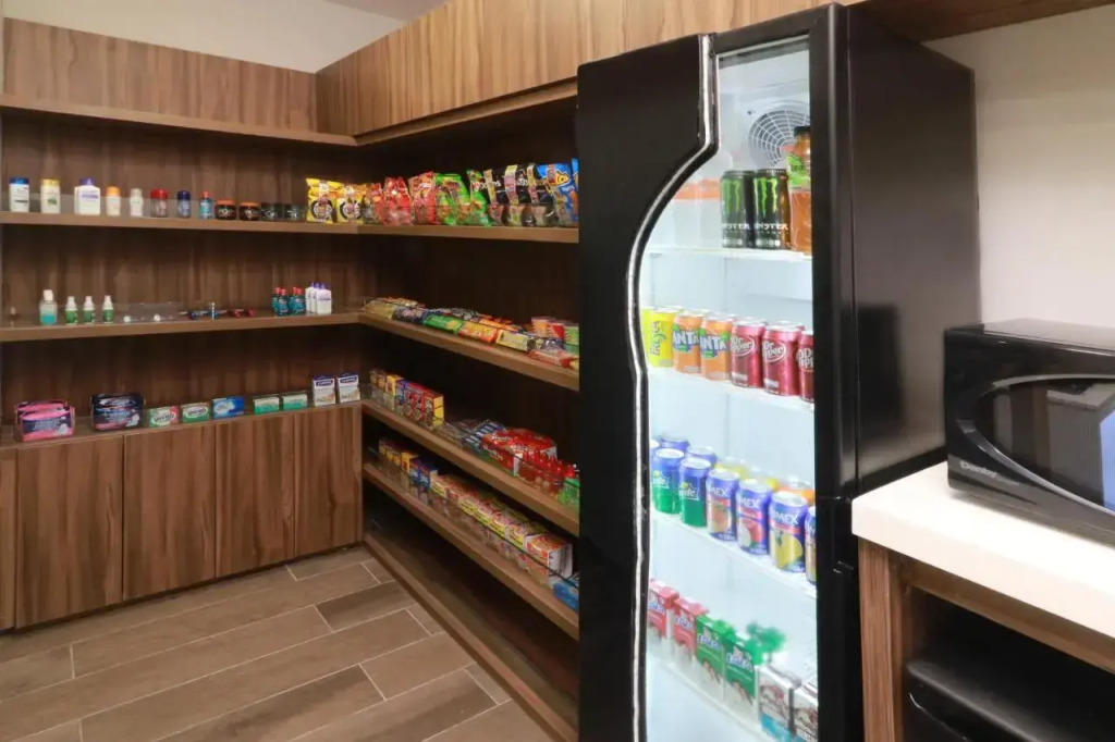 Holiday Inn Express & Suites - Playa del Carmen by IHG