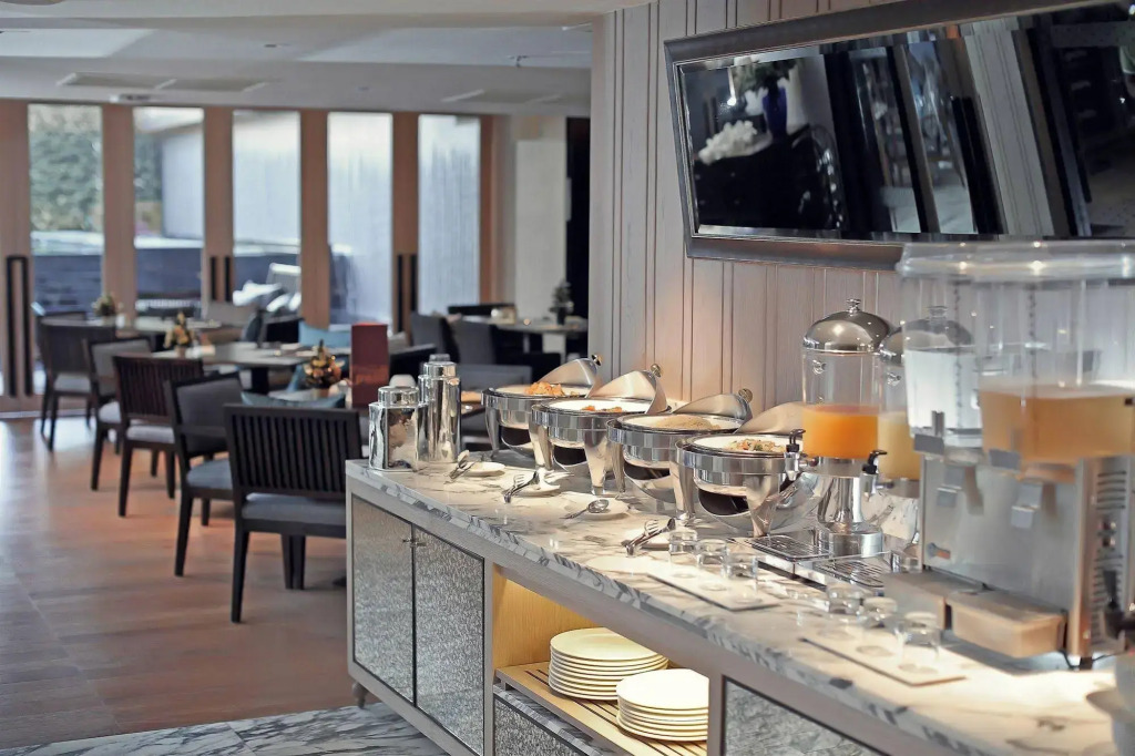 Arcadia Suites Ploenchit Bangkok