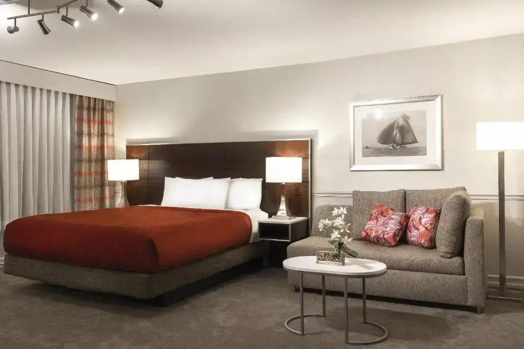 ALO Hotel by Ayres, Orange
