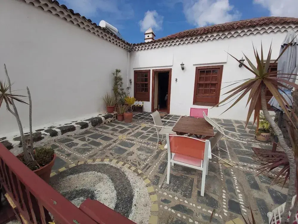 Remarkable 4-Bed Villa