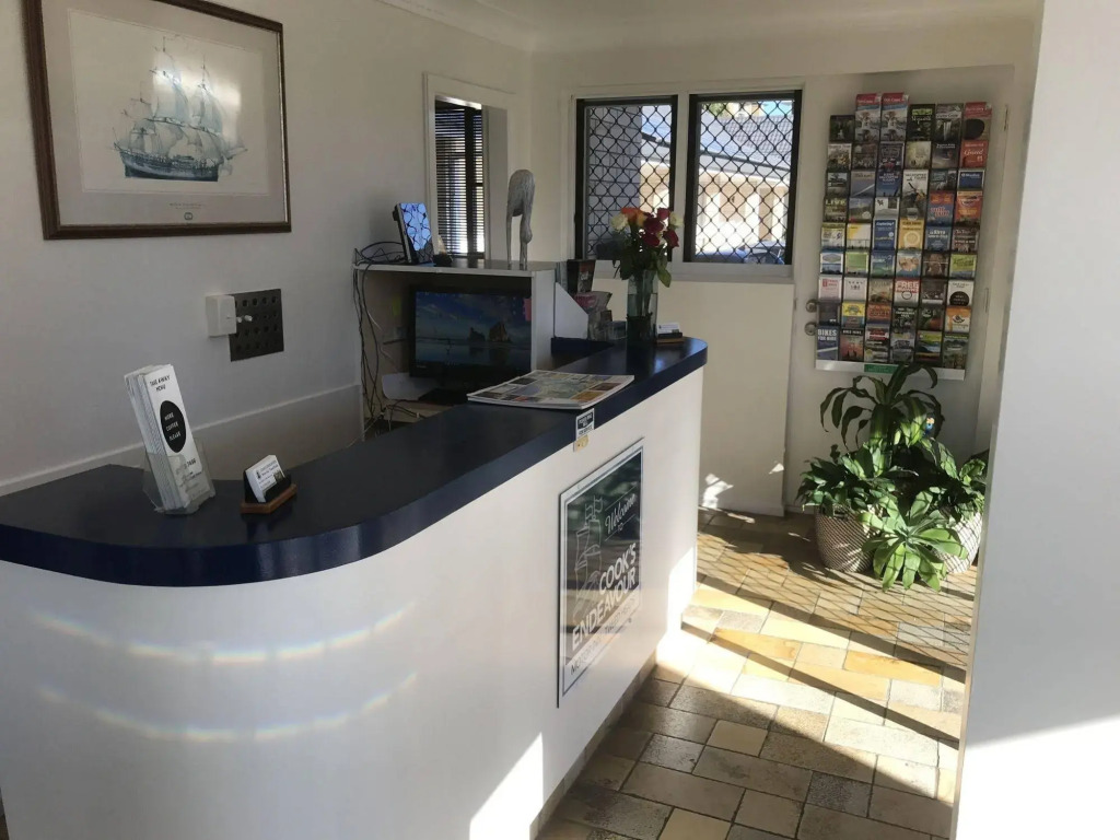 Cooks Endeavour Motor Inn Tweed Heads near Gold Coast Airport