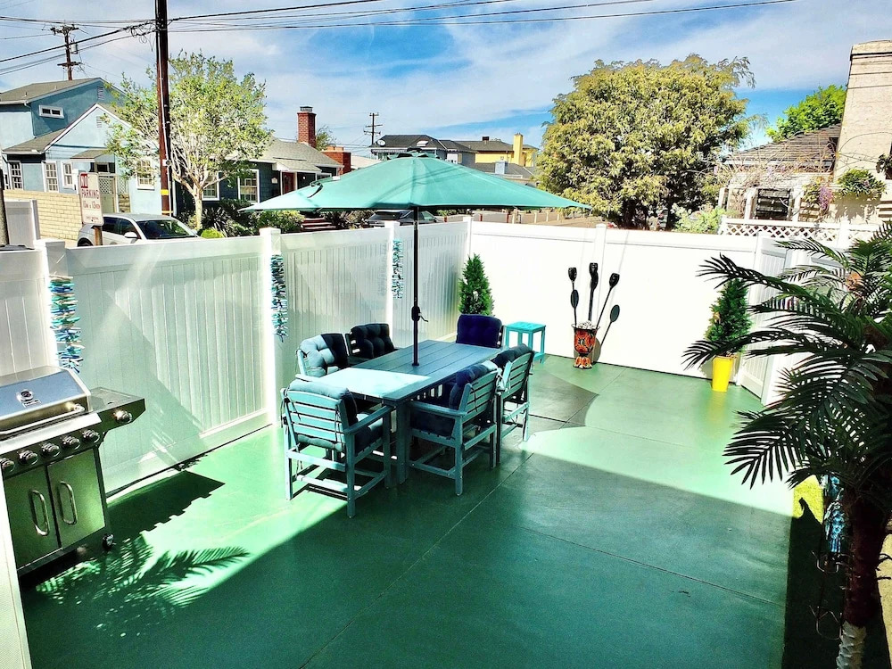Walk to Beach, Tropical Patio, World Cup, Sleeps 5