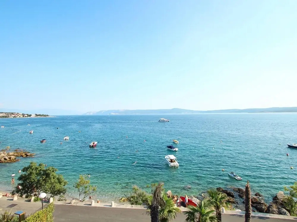 Apartment for 4 Persons with a Private Pool And Sea View in Crikvenica