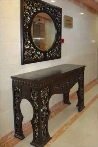 Zahra White Palace Hotel