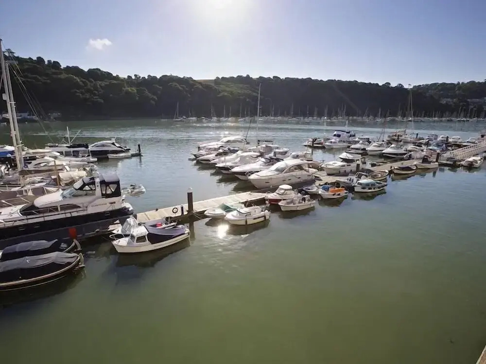22 Dart Marina