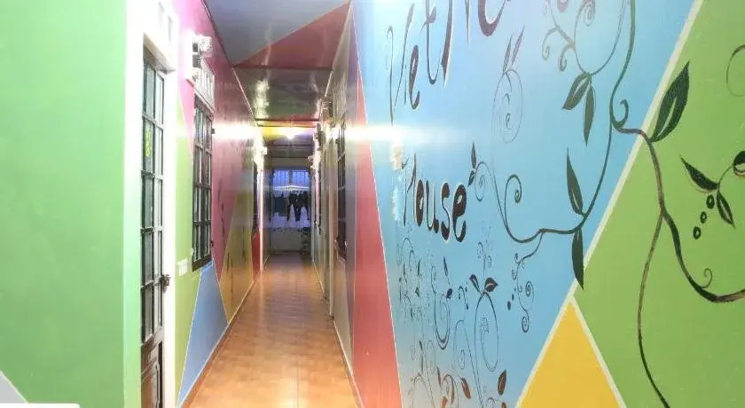 VietNam House Hostel