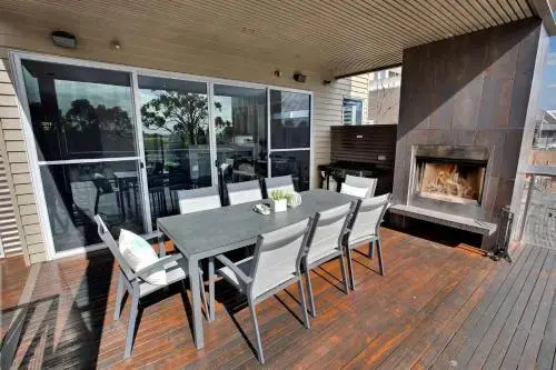Gippsland Lakehouse