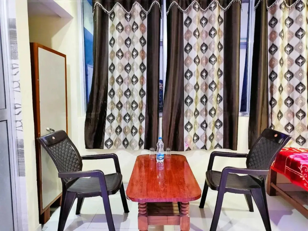 Hotel Madhuwan Heights
