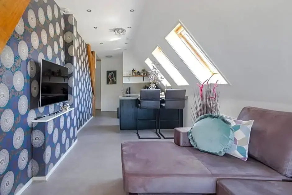 99 Lifestyle Suite