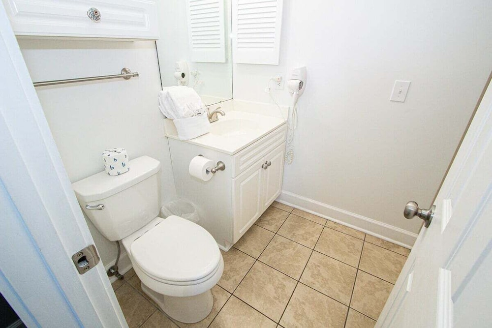 Magnolia Place 4709 U203