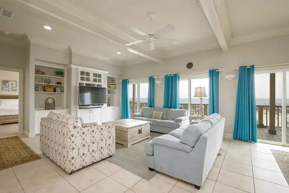 Sandy Castle Beach Home 4 Bedrooms 3 Bathrooms Home