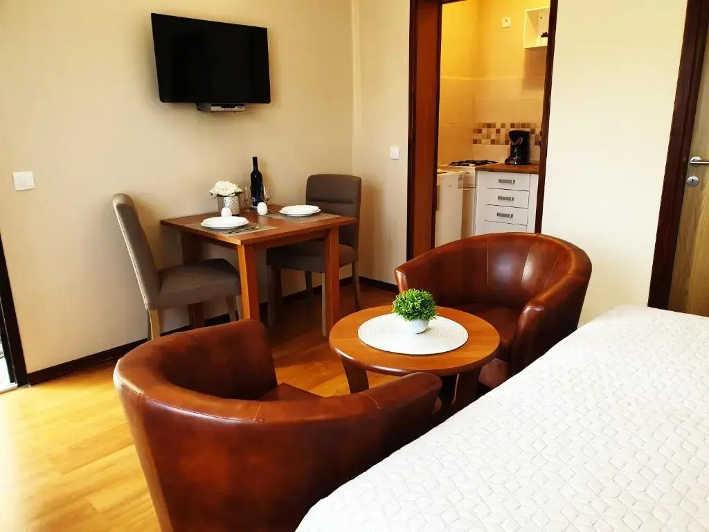 Apartments Zrinka