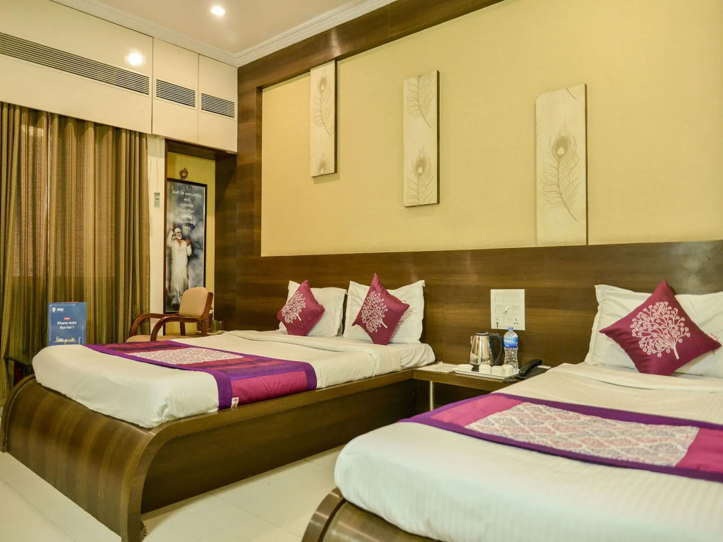 OYO 4445 Hotel Saishri