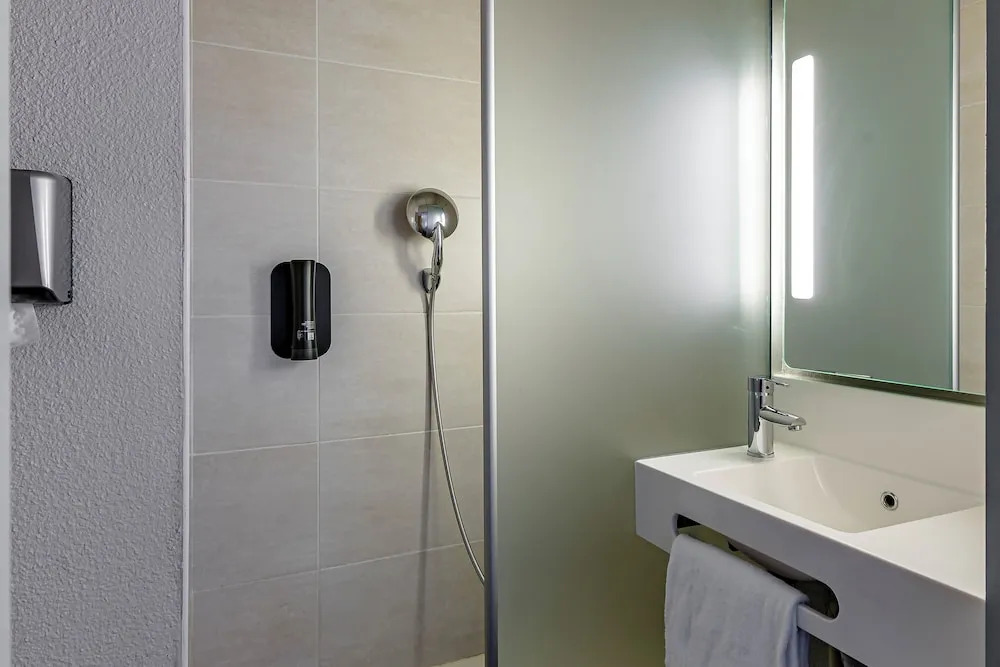 B&B HOTEL Bordeaux Est 3 étoiles