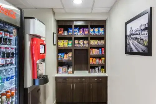 Holiday Inn Express & Suites Goodlettsville N - Nashville by IHG