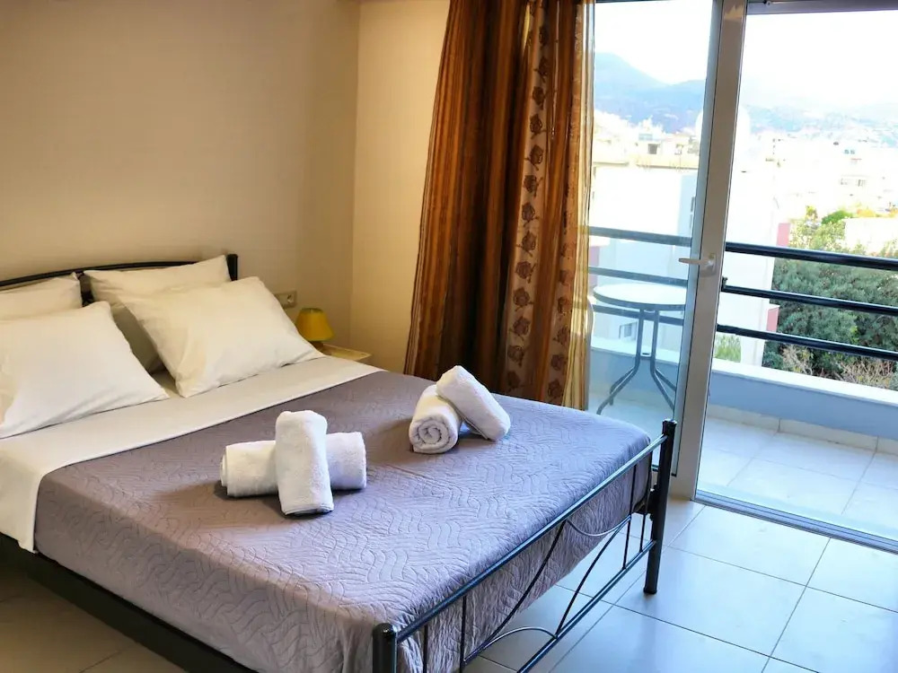 Stylish Seaside Apartment in Agios Nikolaos