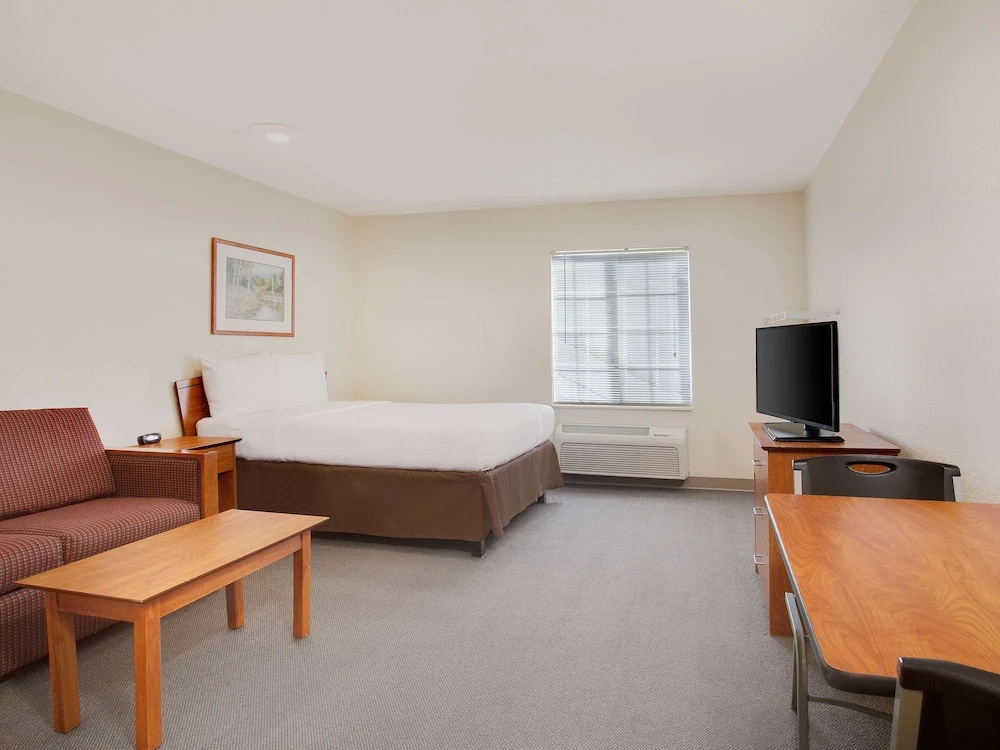 WoodSpring Suites Oklahoma City Northwest
