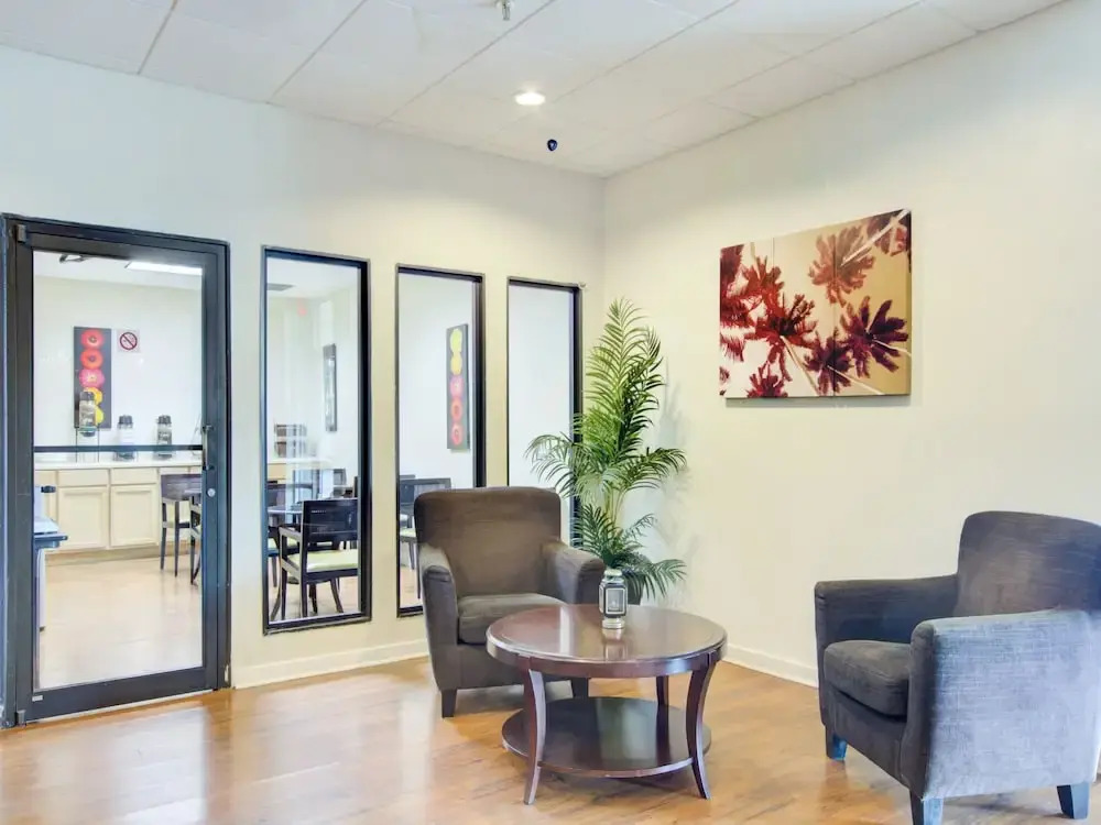 OYO Hotel Dundee By Crystal Lake