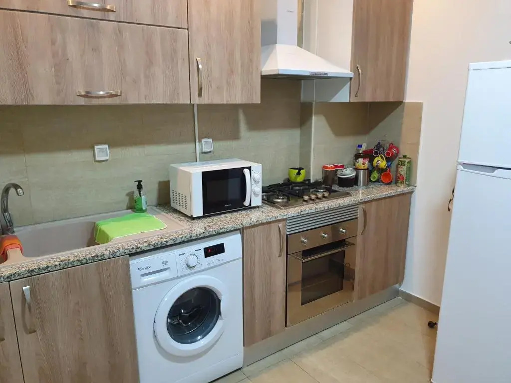 Appartement S+1 Luxueux aux Jardins de Carthage