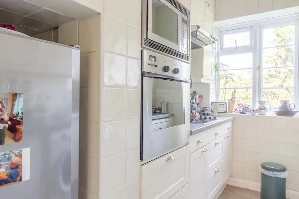 Stylish 2 Bedroom Apartment in Peaceful Richmond