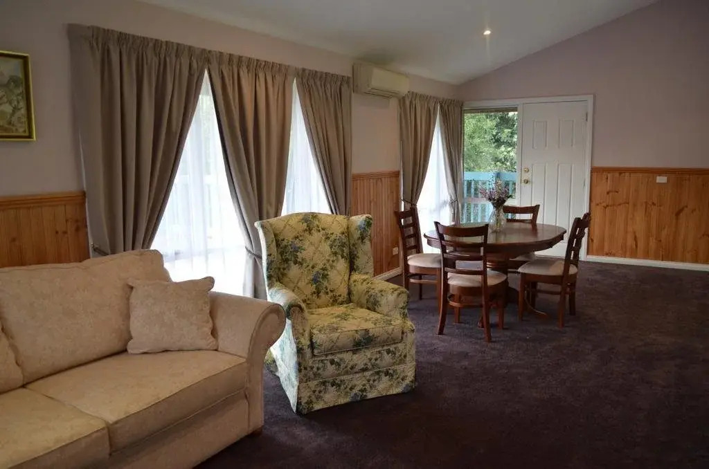 Twin Springs Bed & Breakfast