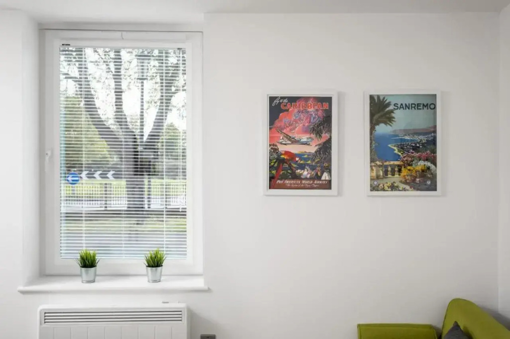 Beautiful 1 bedroom apartment at the iconic Post House Gloucester