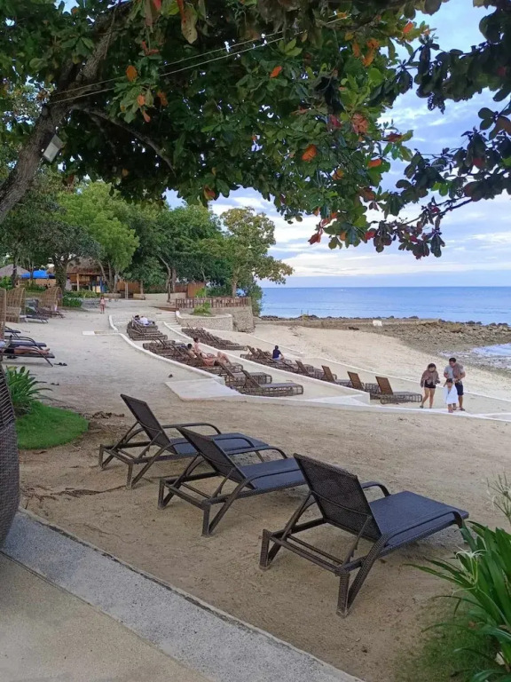 Relaxing condo at THE MACTAN NEWTOWN