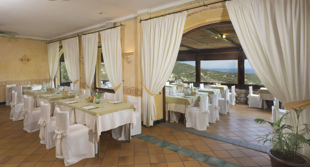 Hotel Rocce Sarde