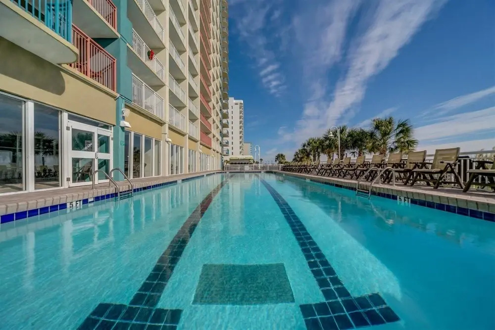 Paradise Resort 410