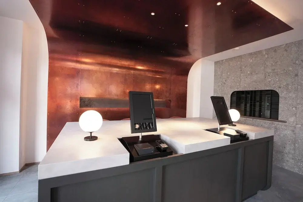 CINQS Hotel