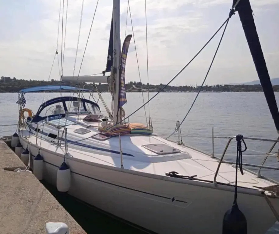 Ifestos Yachting Traveler