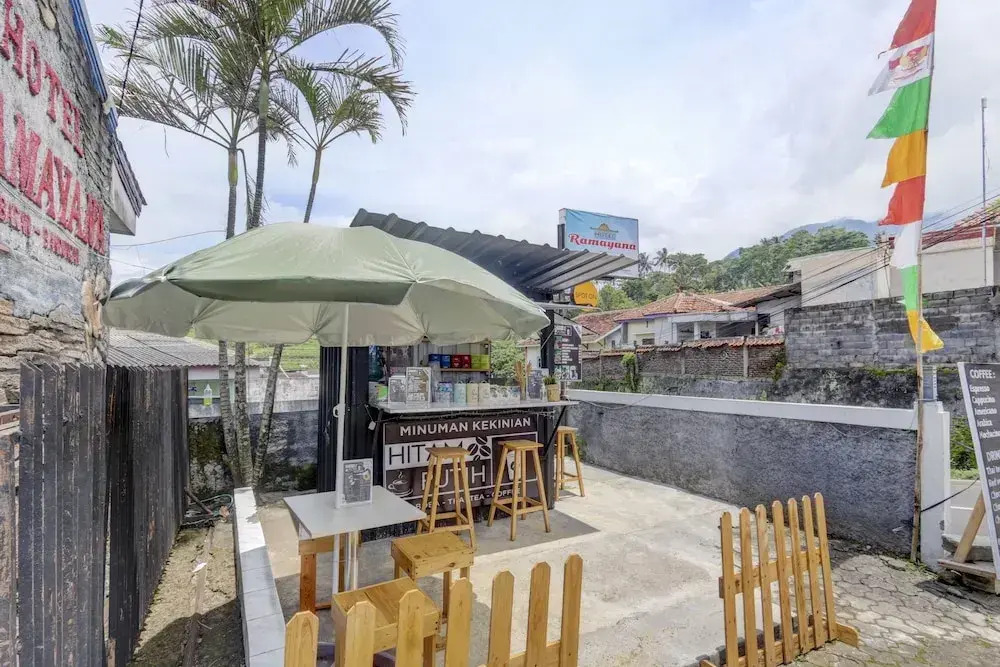 Hotel O Ramayana