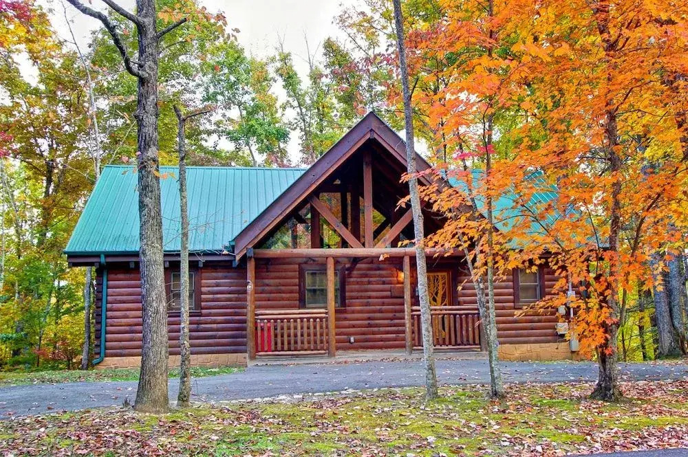 Whispering Winds 2 Bedrooms 2 Bathrooms Cabin