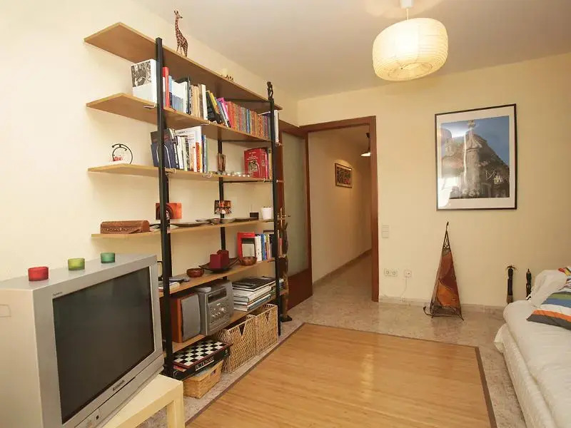 Sants-Les Corts Travessera de les Corts - INH 22899