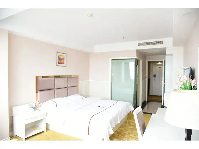 Jiaxing ShiMao Inn