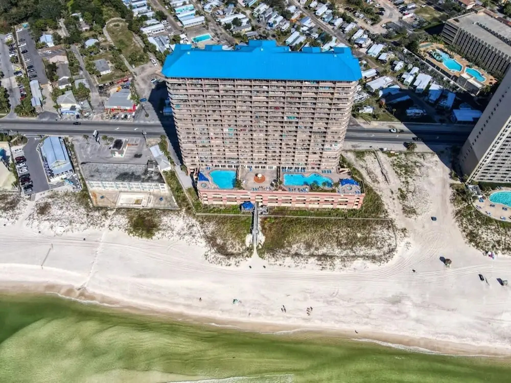 Coastal Condo 607 by Brightwild Beachfront