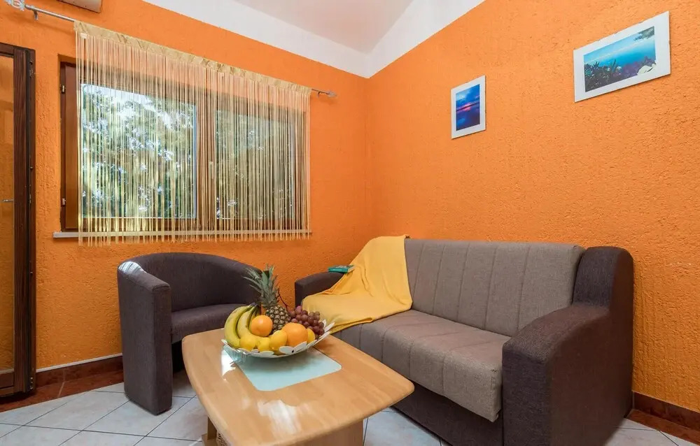 Beautiful Apartment in Baric Draga With 1 Bedrooms and Wifi