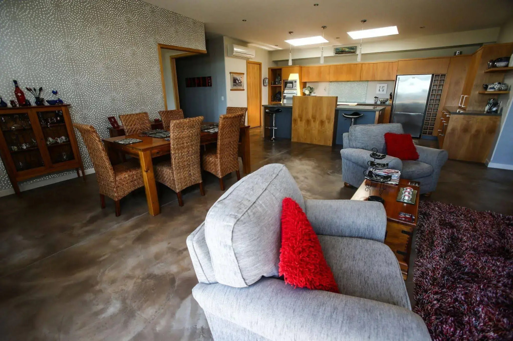 Redvale Ridge B&B