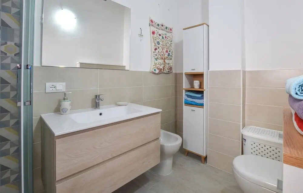 1 Bedroom Beach Front Home In Budoni