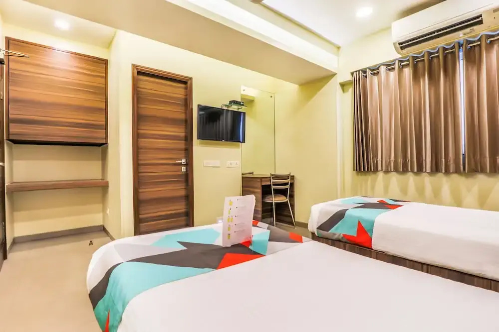 FabHotel Landmark Residency - Nr MIDC Turbhe