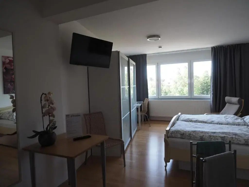 B8 - apartments, bed & breakfast