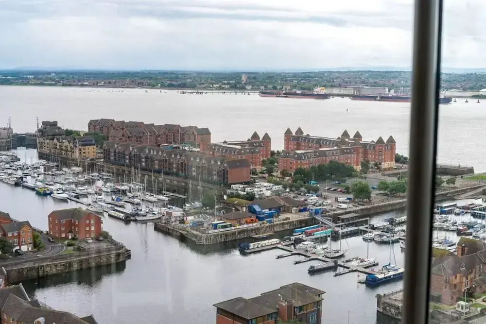 Host Apartments Kings Dock View Baltic Living