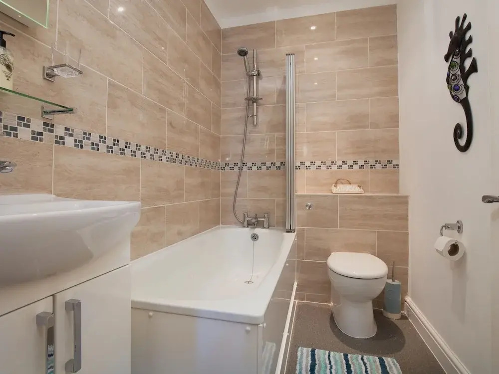 Beautiful Apartment in Torquay With Sea View