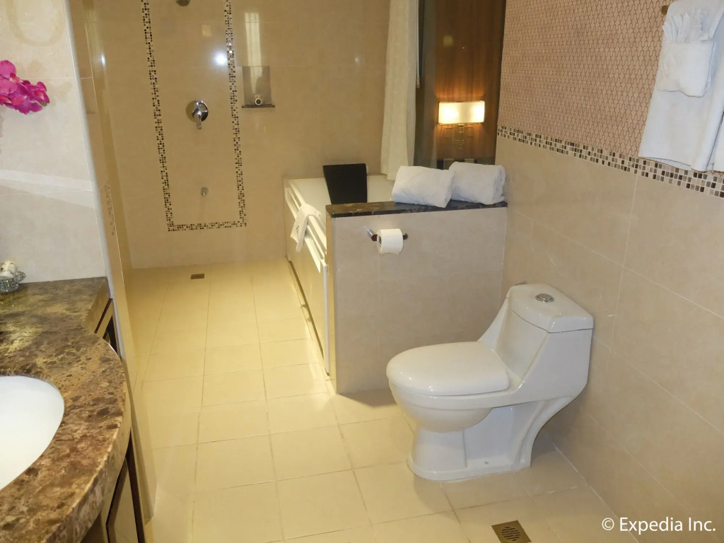 Central Park Tower Resort